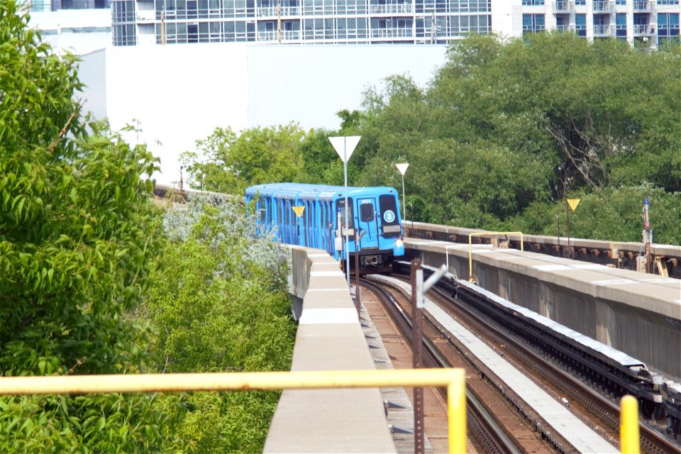 TTC Line3 RT Arriving.