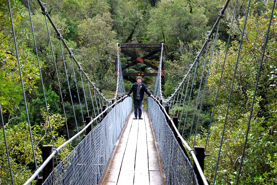 Hokitika Gorge Swing Bridge