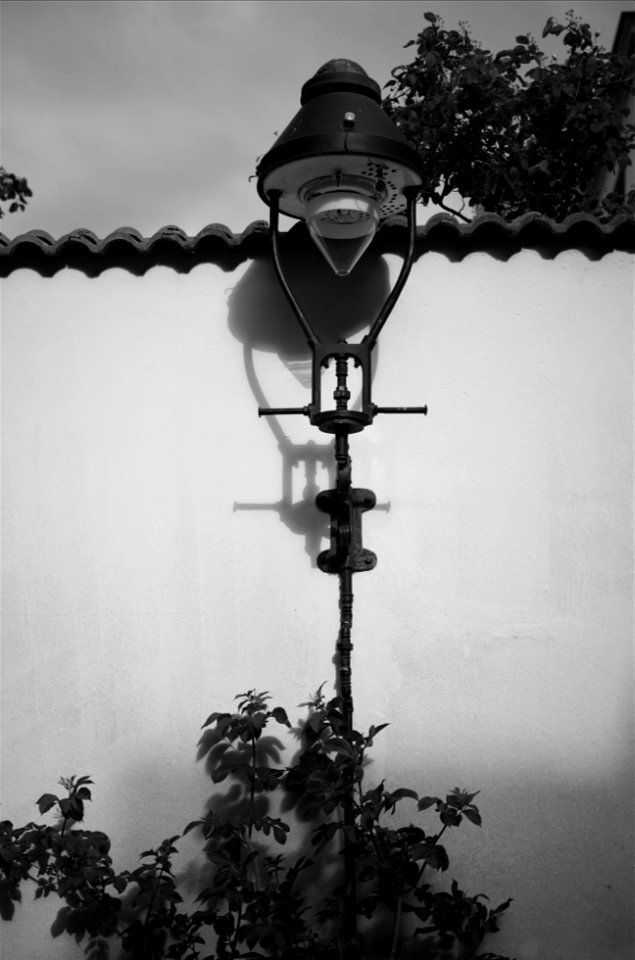 old street lighting