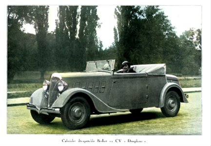 Cabriolet décapotable Berliet 11CV Dauphine