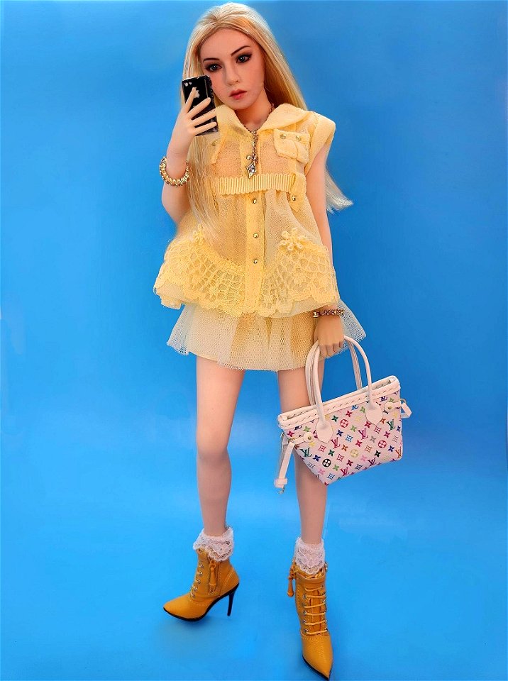 Petite Tbleague Phicen S37a in Rainbow High