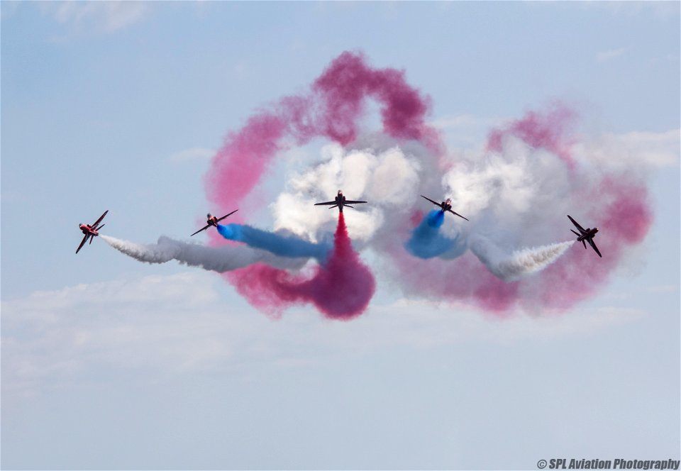 Bournemouth Air Festival 2012 - BAe Systems Hawk T1 - Royal Air Force - The Red Arrows photo