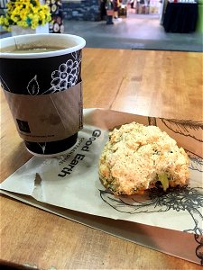 Coffee and scone at Good Earth Coffeehouse