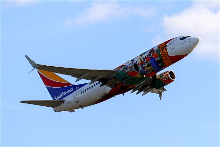 Southwest Airlines 737-700 departing BOS