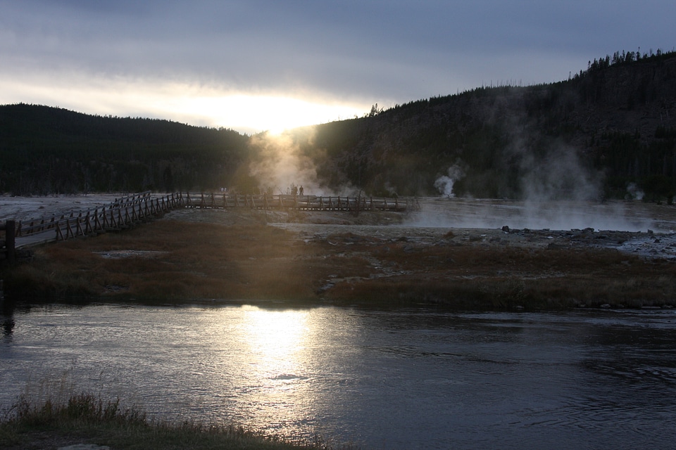 Old Faithful Geyser in Yellowstone National Park