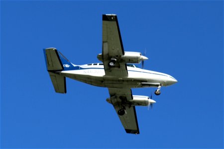 Cape Air Cessna 402 arriving at BOS