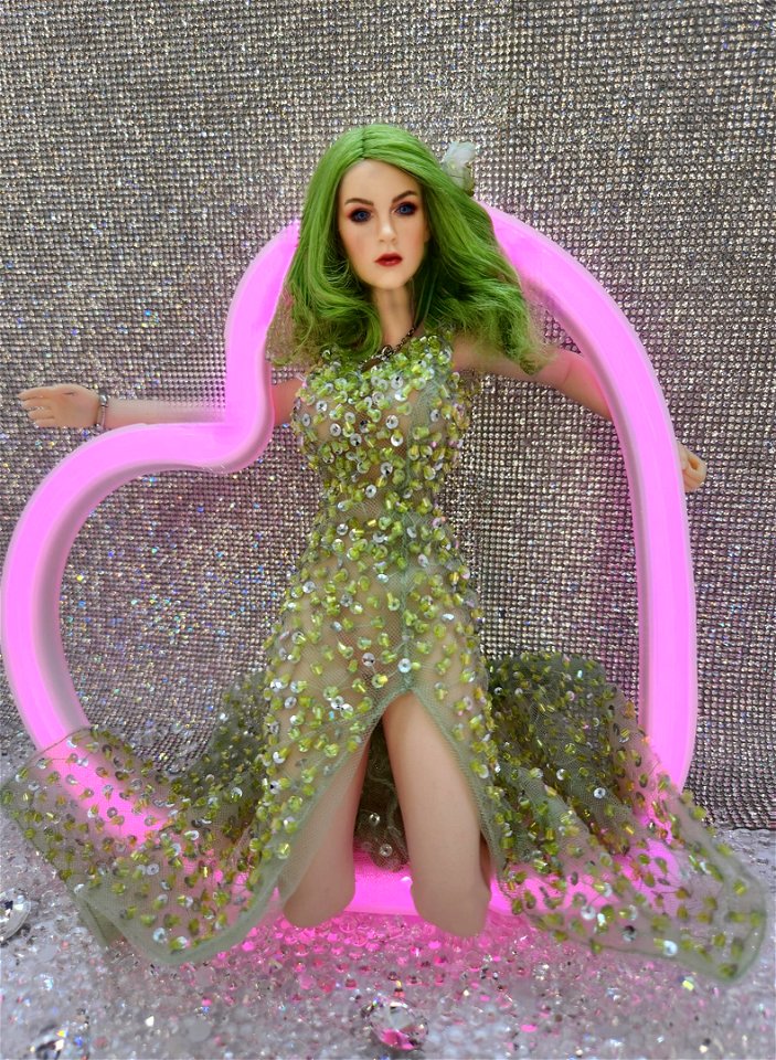 Pretty In Green