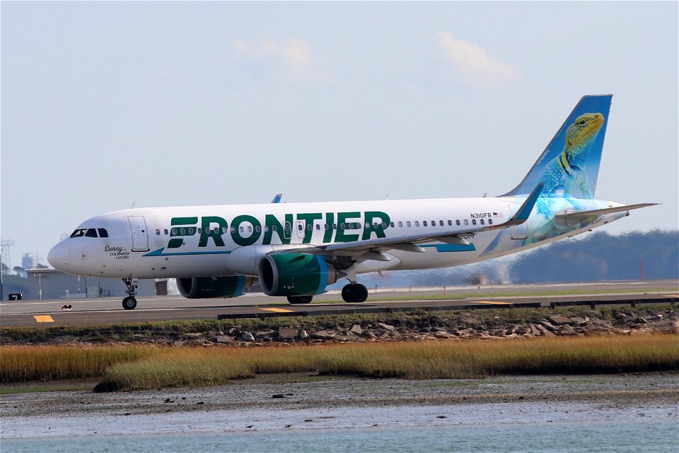 Frontier A320-200neo departing BOS