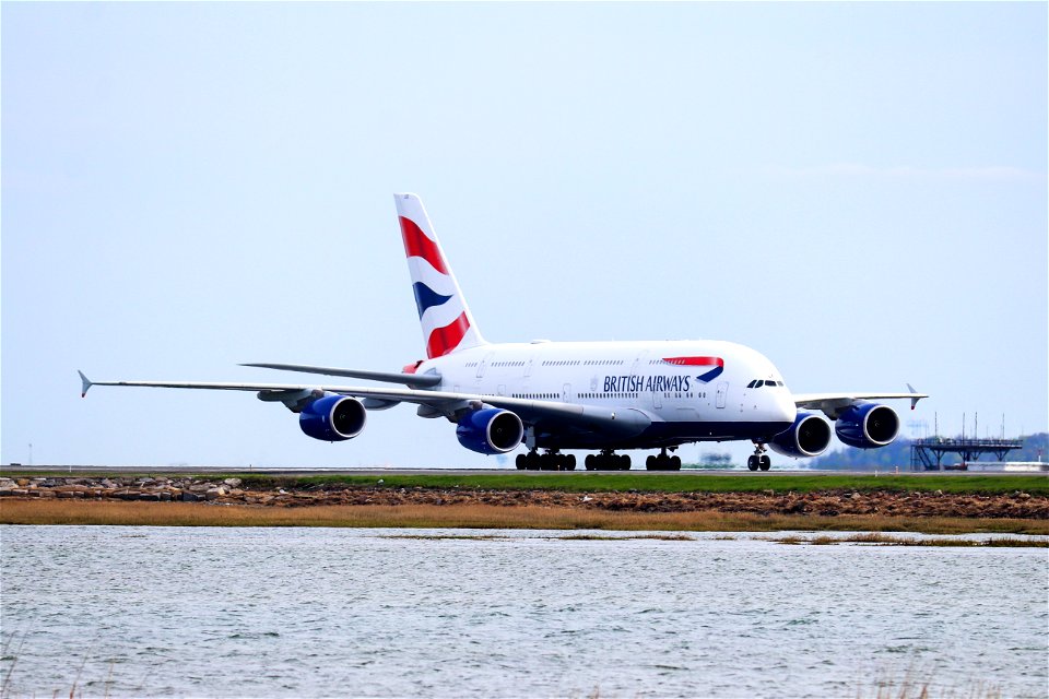 British Airways A380-800 arriving at BOS