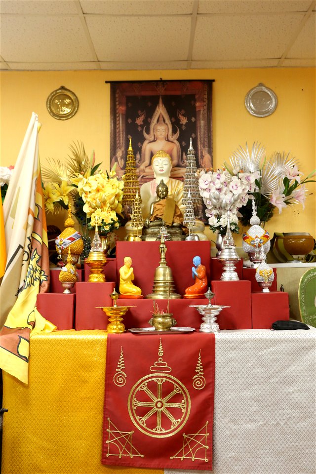 Altar, Theravada buddhism photo