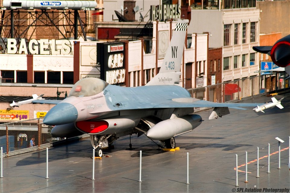 USS Intrepid - General Dynamics F-16A Fighting Falcon - United States Air Force - 79-0403