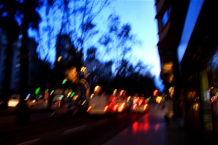 Avinguda Diagonal a las siete de la mañana
