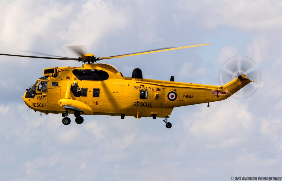 EGUB - Westland Sea King HAR3 - Royal Air Force - ZH543 photo