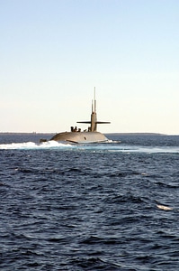 USS Florida sails off the coast of the Bahamas photo