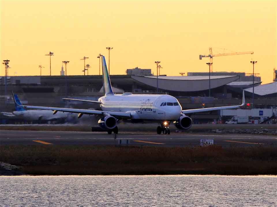 JetBlye A321-200 at BOS