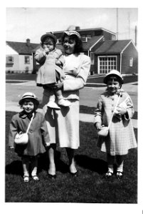 Mom 3girls 1953