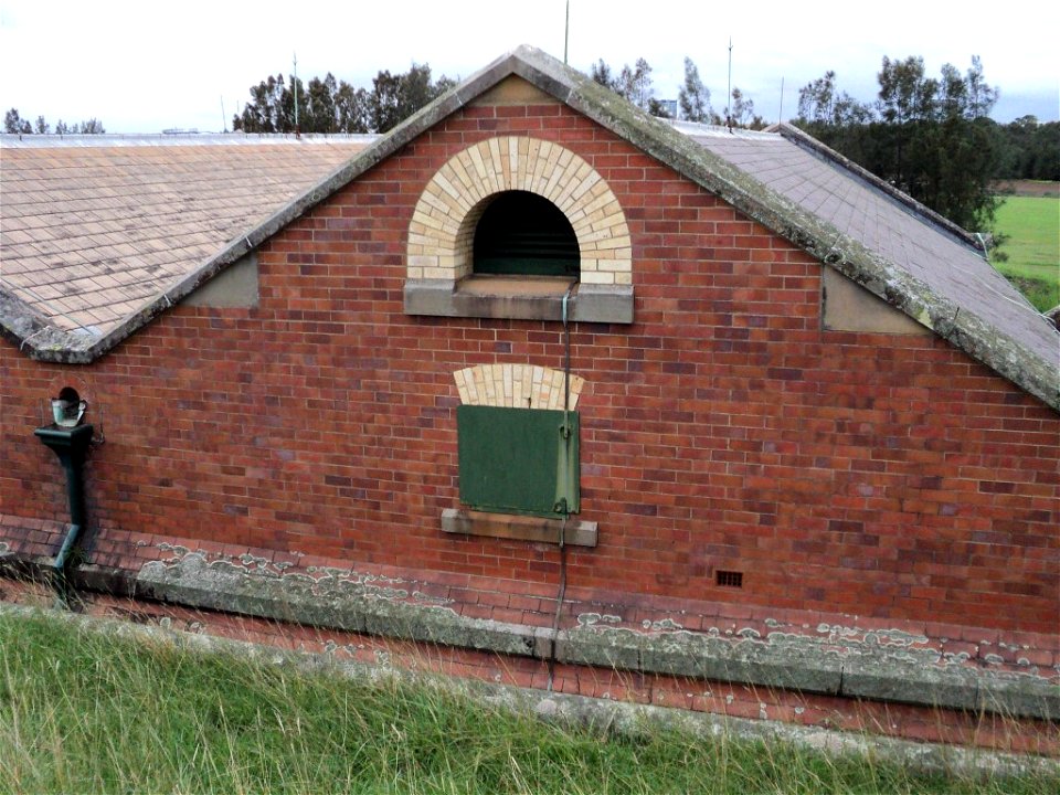 RAN Armament Depot Newington - Building 20 - Ventilation and Roof Drainage Detail
