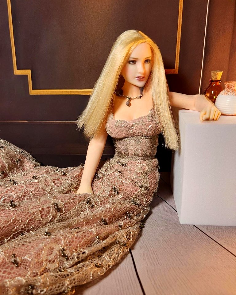 In Fashion Royalty