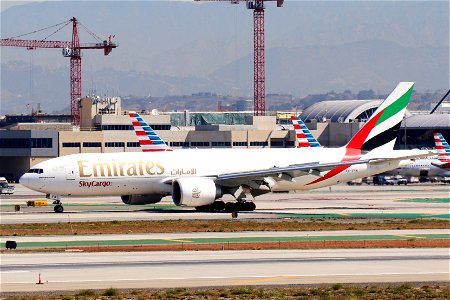 Emirates SkyCargo 777F arriving at LAX