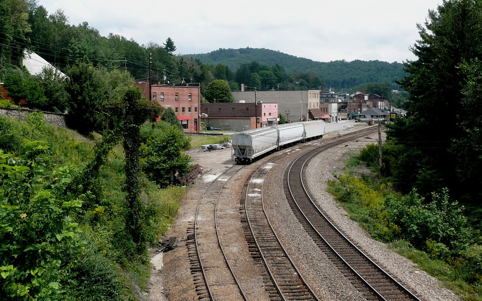 Railroad tracks and train station in Spruce Pine