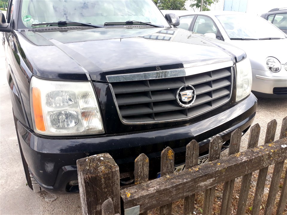Cadillac Escalade 2nd generation