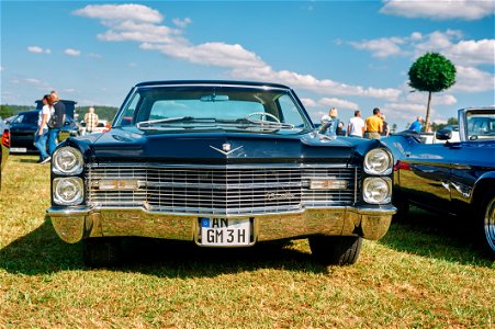 1966 Cadillac Sedan De Ville (1)