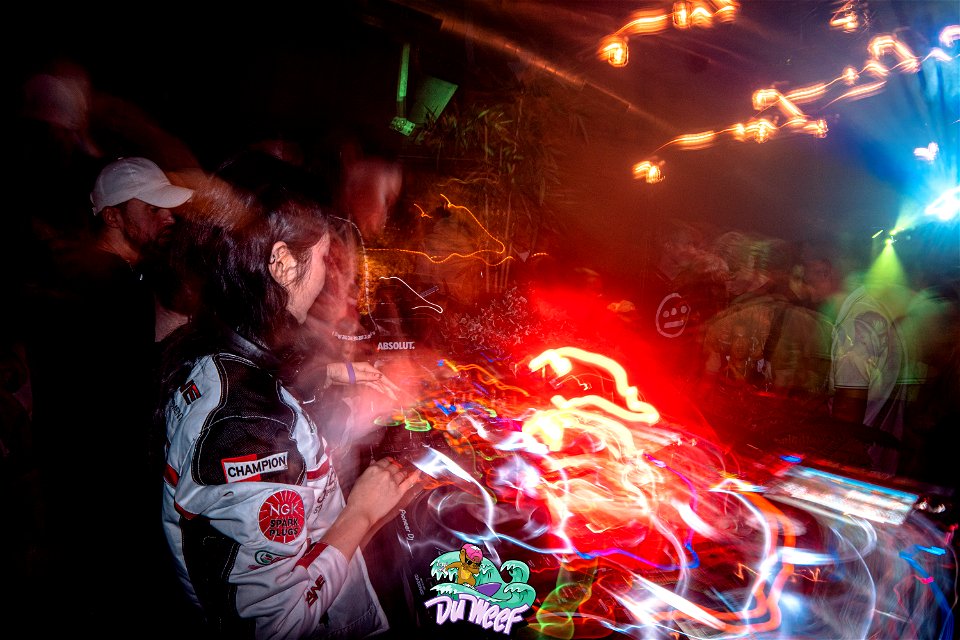 Du Weef: 16/09 Wavy Pics