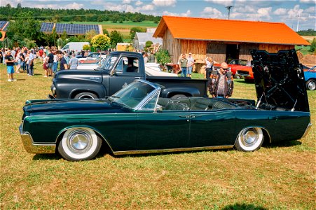 Lincoln Continental convertible (1)