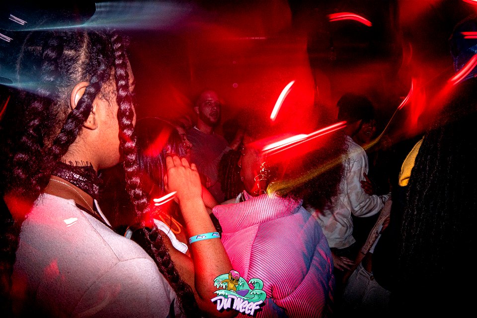 Du Weef: 16/09 Wavy Pics