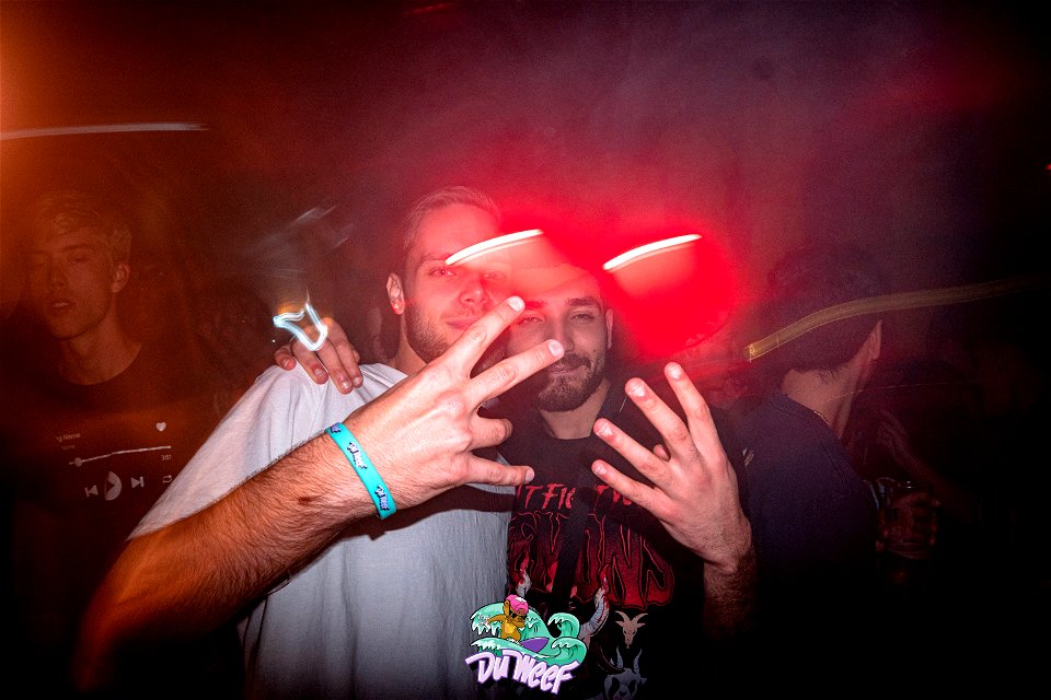 Du Weef: 16/09 Wavy Pics