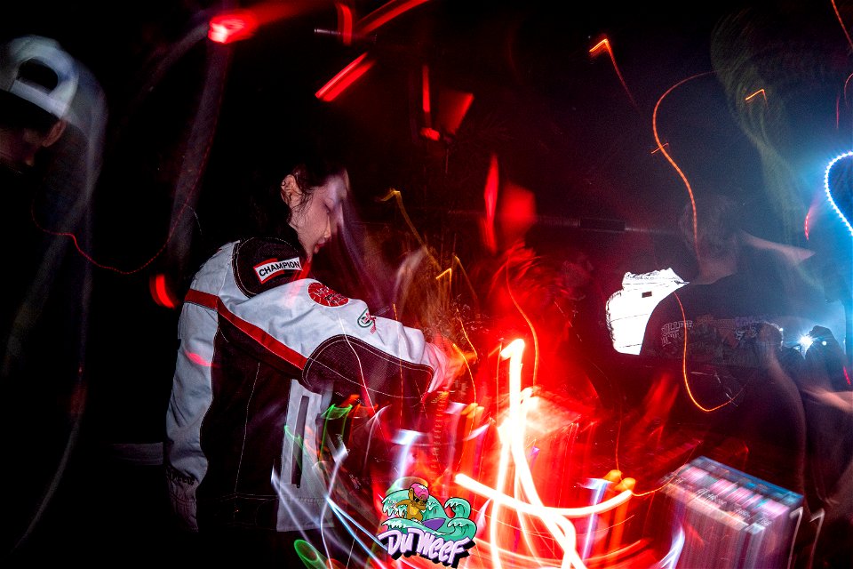 Du Weef: 16/09 Wavy Pics