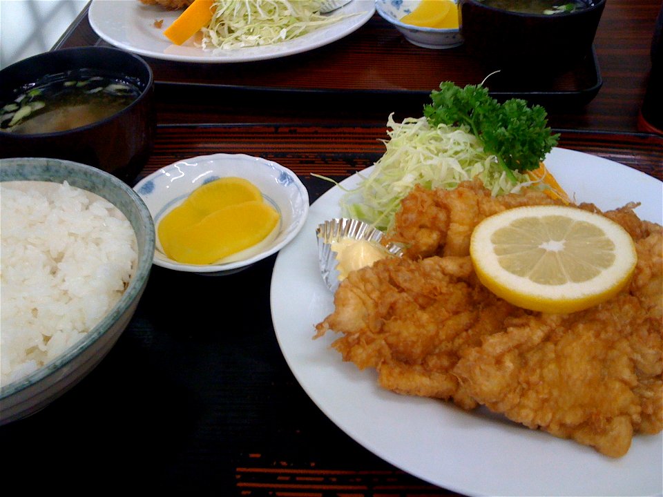 カラアゲ定食（骨無し）