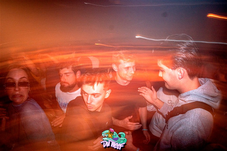 Du Weef: 16/09 Wavy Pics