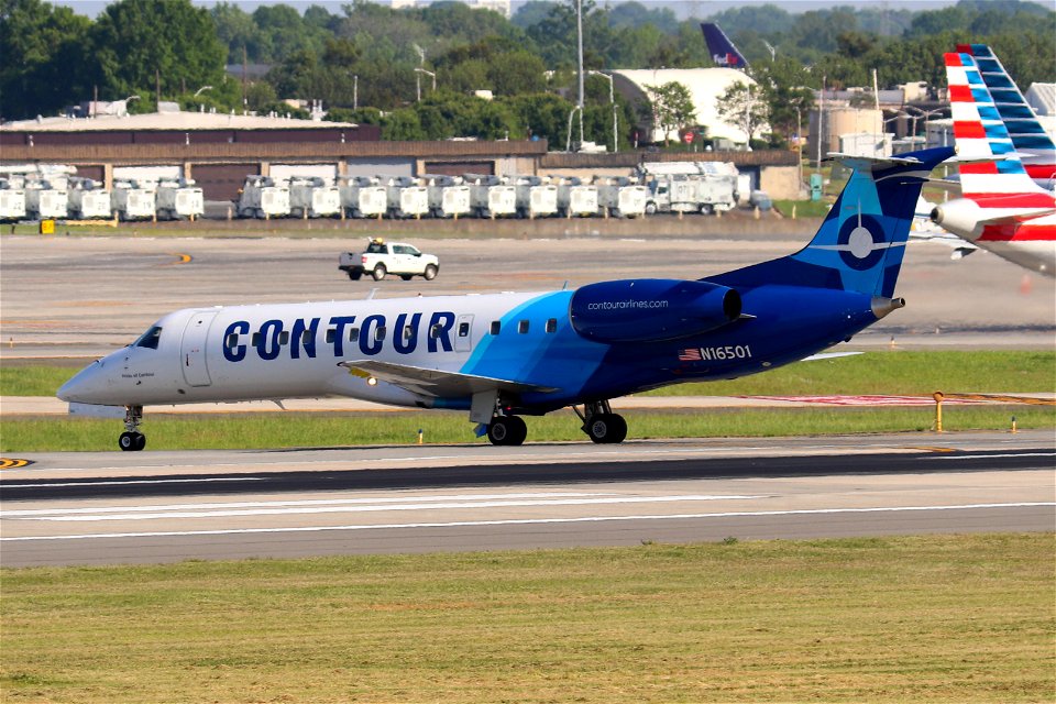 Contour E135 arriving at CLT