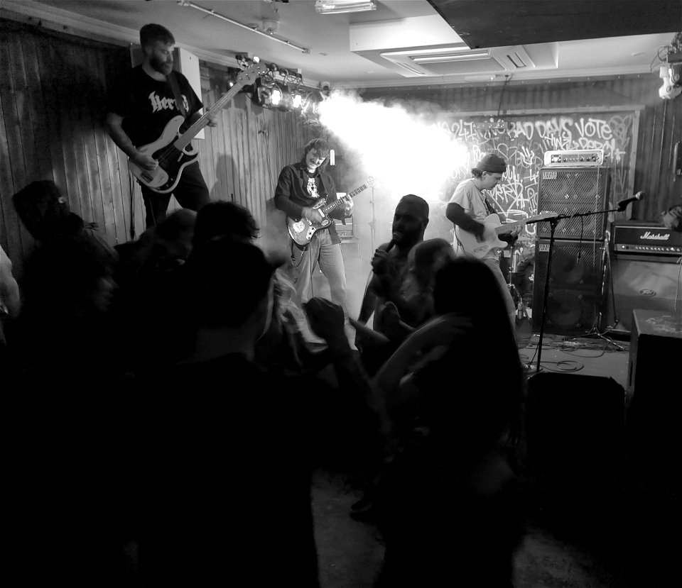 Hollow Bones / Knife Crime / Breacher / Skitz Wizards @ Percy's, Nottingham, 24 Feb 2023