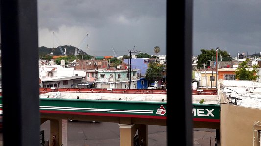 Gasolinera Pemex | Centro de Mazatlán