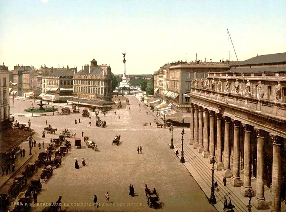 Bordeaux.Place de la Comédie