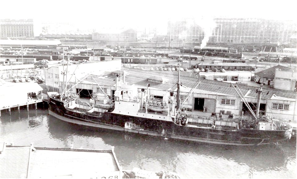 RAN Armament Stores Issuing Ship HMAS Mulcra (date not known)