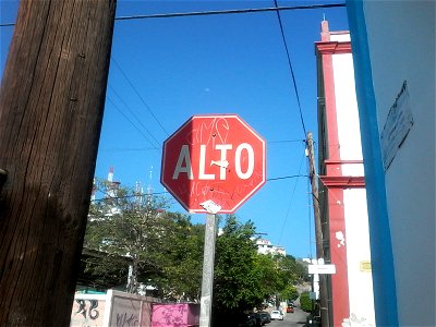 Letrero de Alto