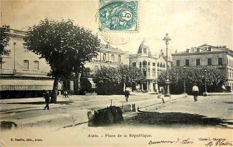 Alès.Place de la République.1904