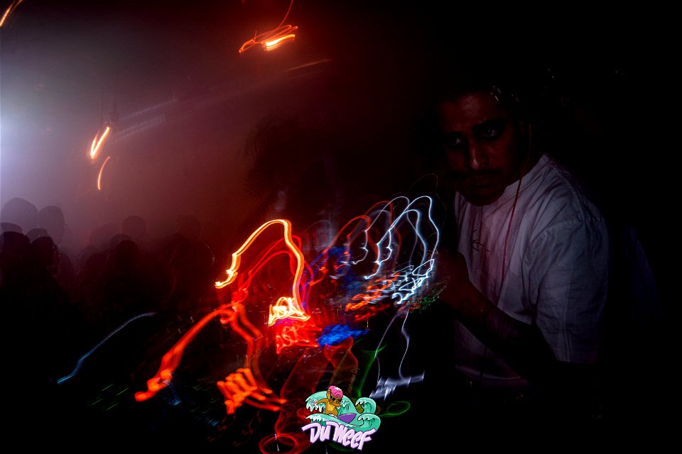 Du Weef: 16/09 Wavy Pics