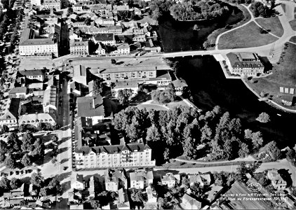 165 Flygbild över Tranås, Kuranstalten, Stadshuset