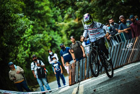 Downhill Urbano 2022