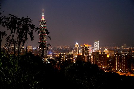 Taipei 101 from Elephant Mountain photo