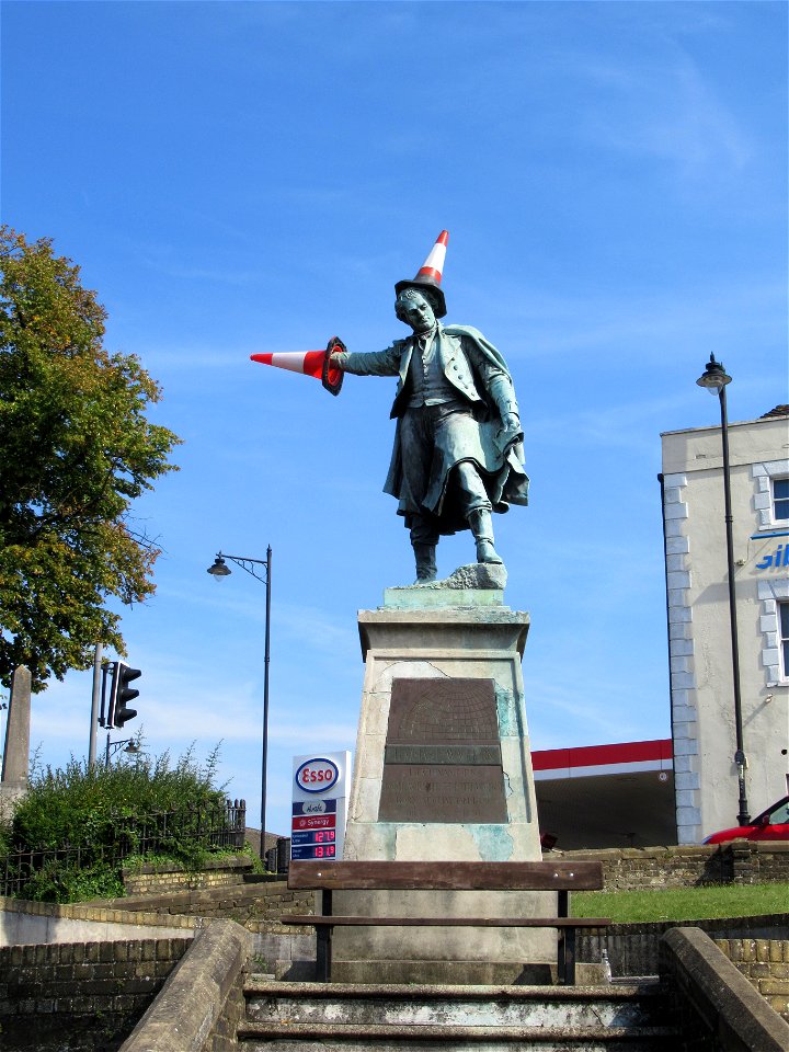 Thomas Waghorn and traffic cones