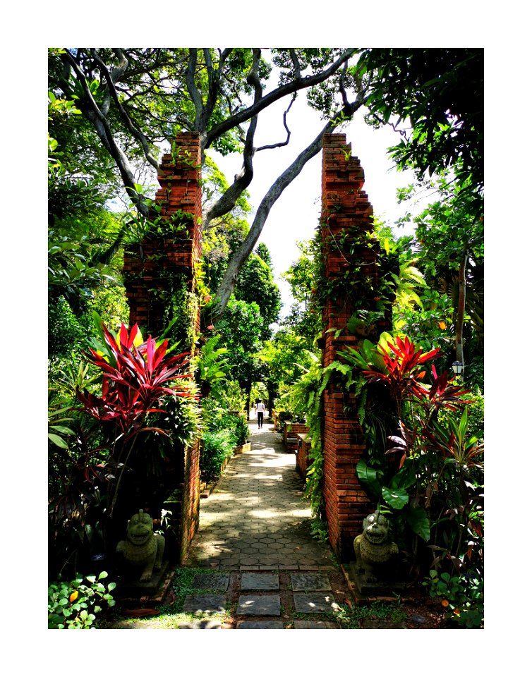Fort Canning Park - Sang Nila Utama garden