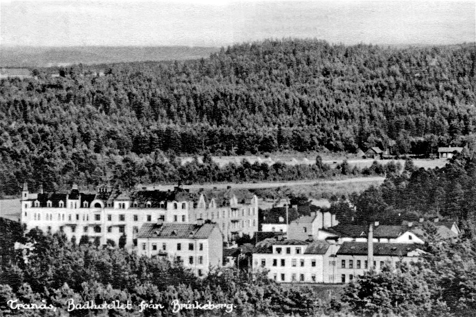 083 Tranås Badhotell från Brinkeberg 1924