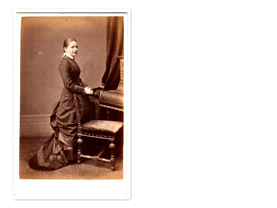 SSC_A38 Unidentified young woman