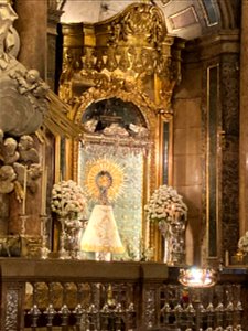 Statue of Our Lady of the Pillar: Basilica of Our Lady of the Pillar, Zaragoza