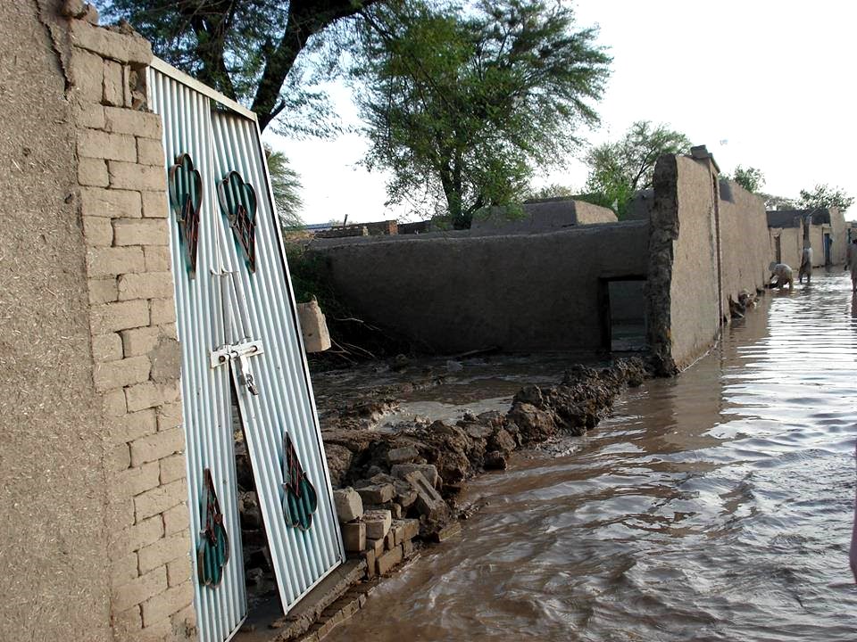 Flood in Haroonabad Kulachi Dera Ismail Khan  Khyber Pakhtunkhwa Pakistani 7